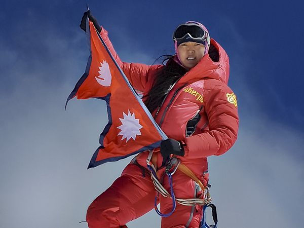 pasang-lhamu-women-adventurers